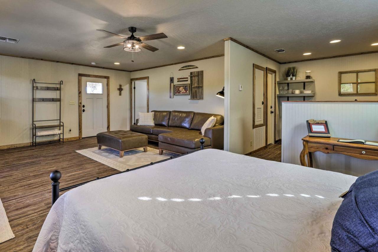Cozy Fredericksburg Studio Near Wineries! Extérieur photo