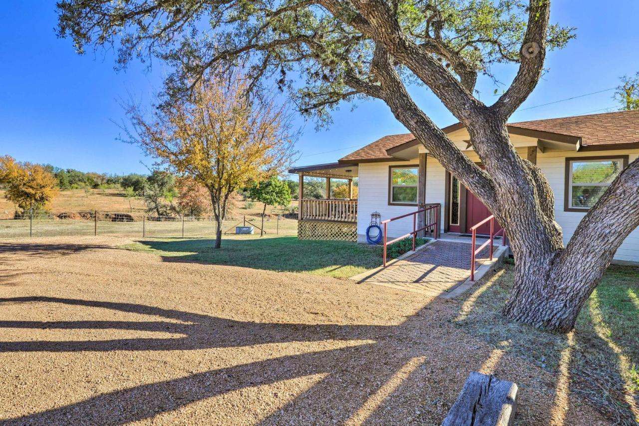 Cozy Fredericksburg Studio Near Wineries! Extérieur photo